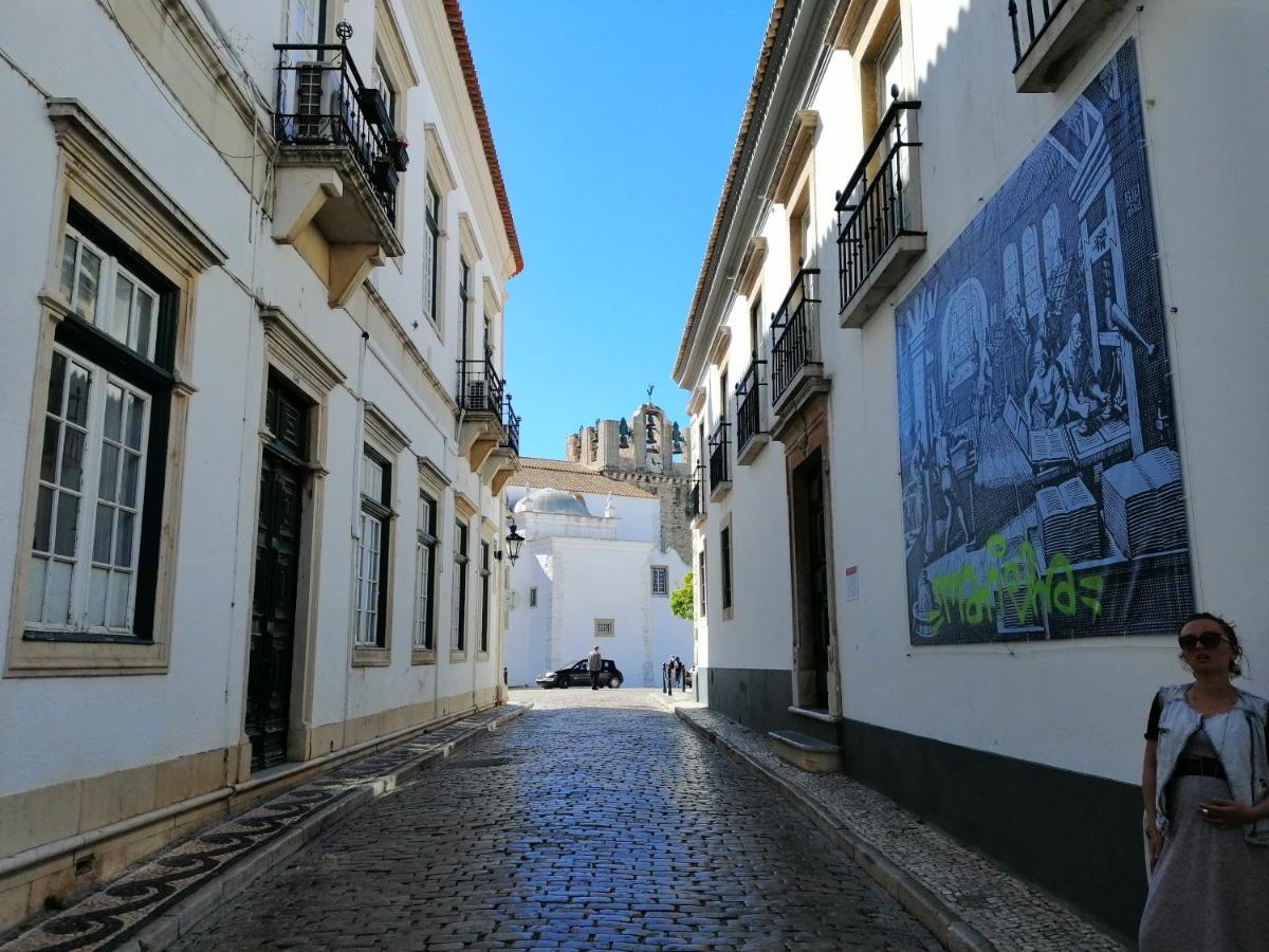 Happen!Ng Hotel Faro Exterior photo